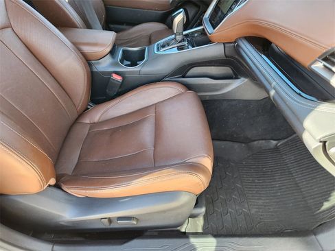 Used 2020 Subaru Outback Touring w/ Popular Package #2 image 15