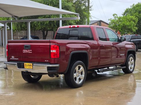 Used 2017 GMC Sierra 1500 SLE w/ SLE Value Package AWD/4WD image 3