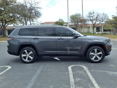 Used 2021 Jeep Grand Cherokee L Limited RWD image 6