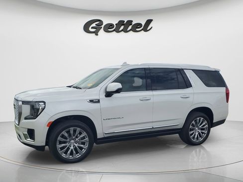 Used 2024 GMC Yukon Denali w/ Advanced Technology Package AWD/4WD image 1