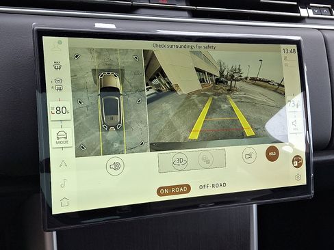 New 2026 Land Rover Range Rover SE image 16