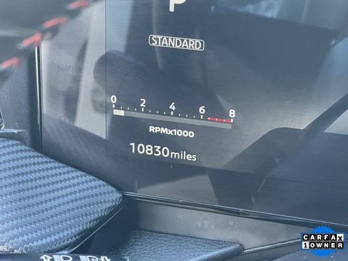 Certified 2025 Nissan Kicks SR image 32