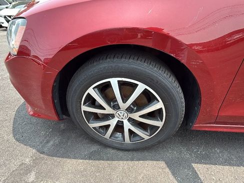 Used 2018 Volkswagen Jetta SE image 13