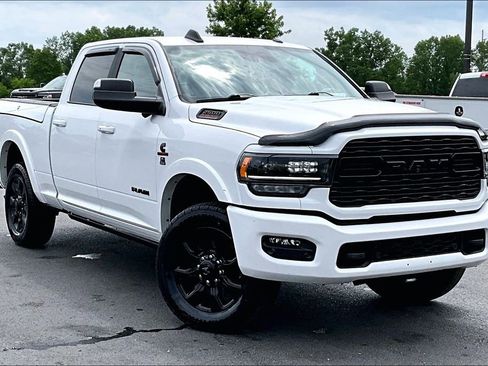 Used 2022 RAM 2500 Limited AWD/4WD image 36