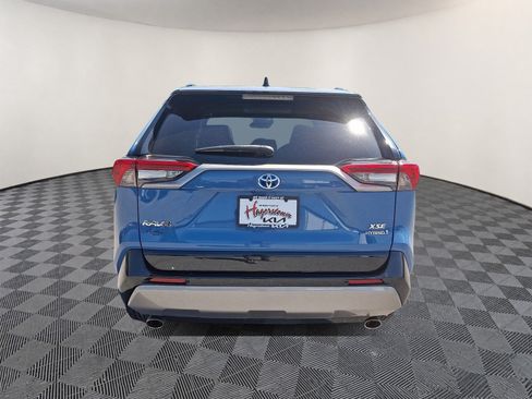 Used 2022 Toyota RAV4 XSE w/ XSE Grade Weather Package AWD/4WD image 5