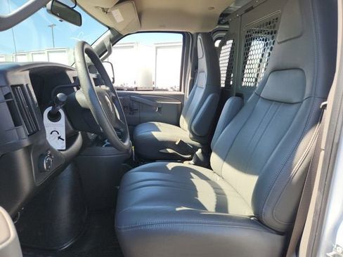 New 2025 Chevrolet Express 2500 w/ Driver Convenience Package image 7