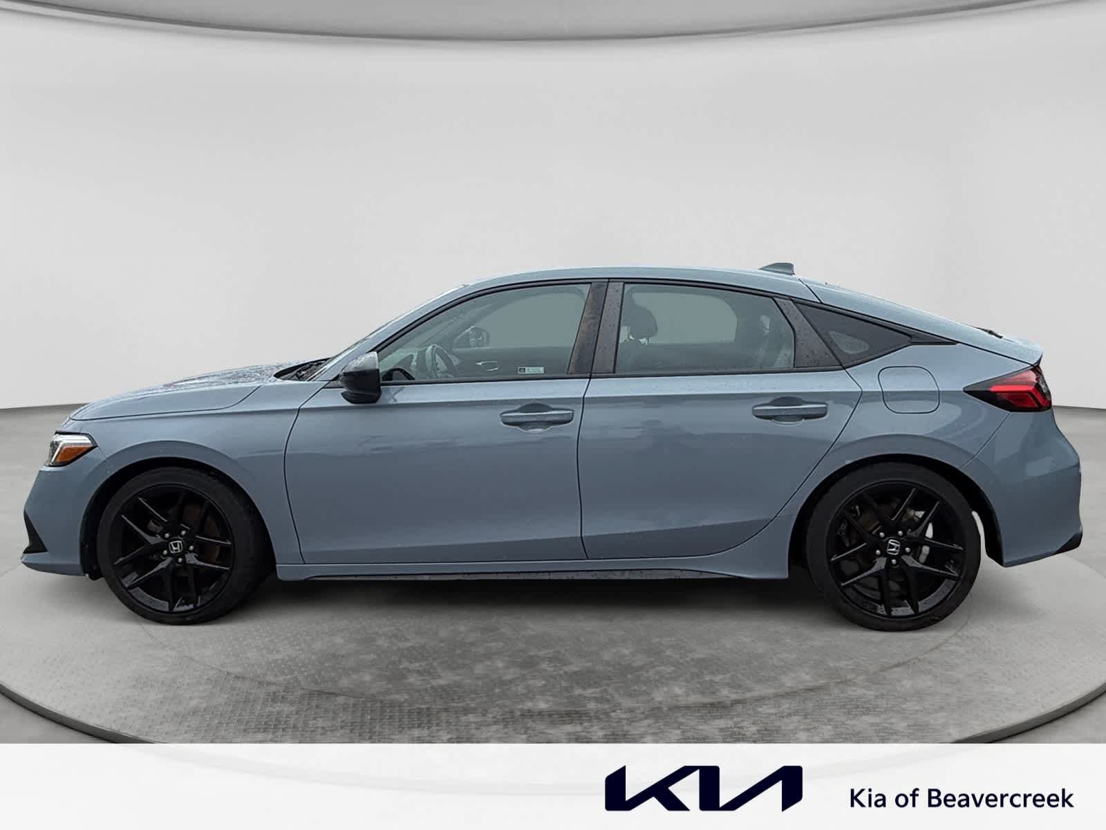 Used 2023 Honda Civic Sport image 8