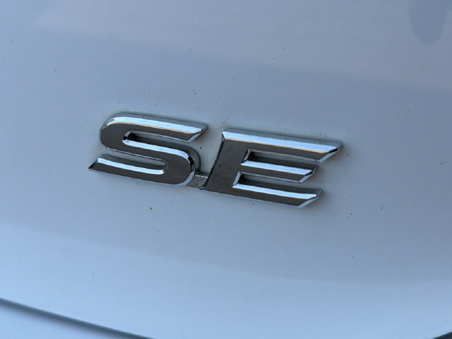 Used 2024 Toyota Camry SE w/ Convenience Package FWD image 34