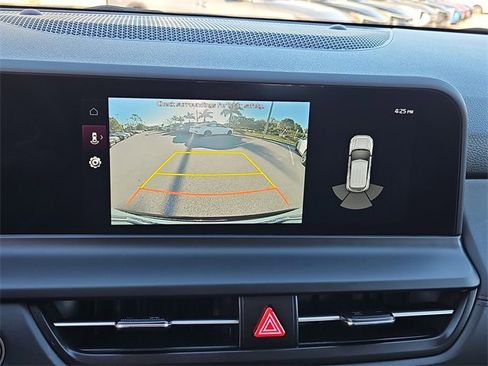 Certified 2026 Kia Seltos SX w/ SX Sunroof Package image 26