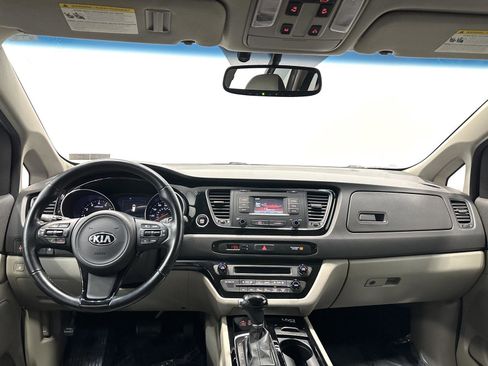 Used 2015 Kia Sedona EX w/ EX Premium Package image 17