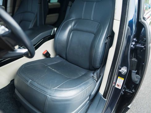 Used 2018 Land Rover Range Rover Supercharged AWD/4WD image 19