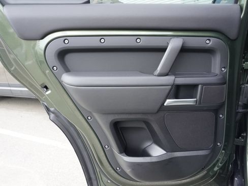 New 2026 Land Rover Defender 110 X-Dynamic SE AWD/4WD image 28