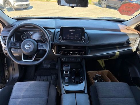 Certified 2023 Nissan Rogue SV image 25