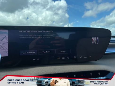 New 2026 Buick Enclave Preferred image 32