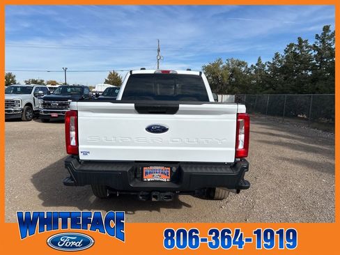 Used 2023 Ford F250 XL image 5