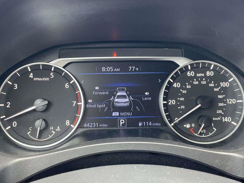 Used 2024 Nissan Altima 2.5 SV FWD image 25