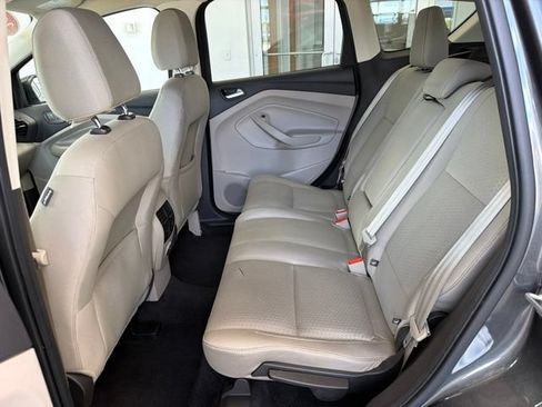 Used 2017 Ford Escape SE FWD image 13