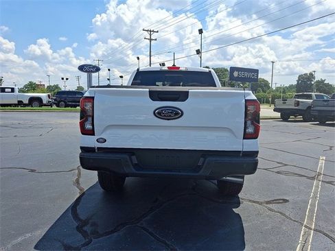 New 2025 Ford Ranger Lariat w/ Black Appearance Package image 6