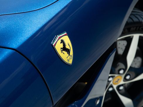 Certified 2023 Ferrari Portofino M image 14