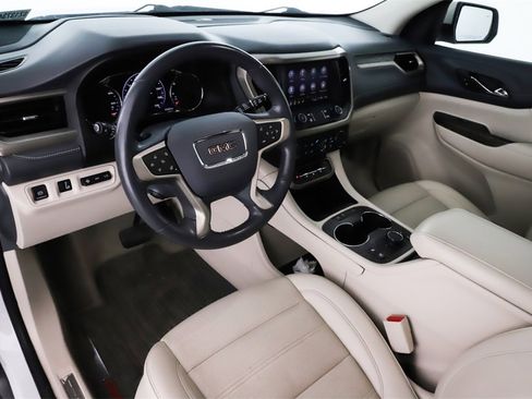 Used 2022 GMC Acadia Denali w/ Denali Ultimate Package image 16