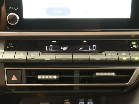 Used 2026 Toyota Camry LE FWD image 20