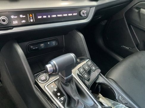 Used 2024 Kia Sportage SX image 14