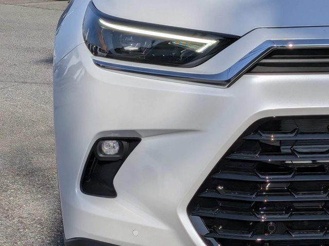 New 2026 Toyota Grand Highlander AWD Hybrid image 13