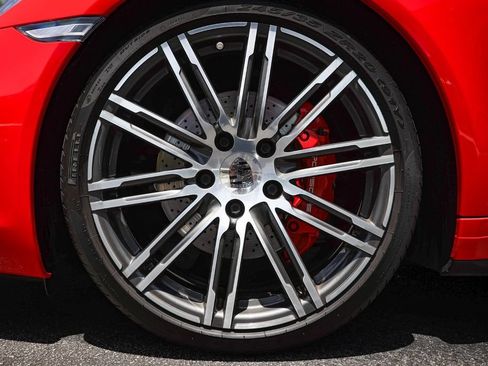 Used 2016 Porsche 911 Targa 4S AWD/4WD image 16