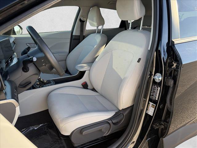 Used 2026 Hyundai Kona SEL Sport FWD image 11