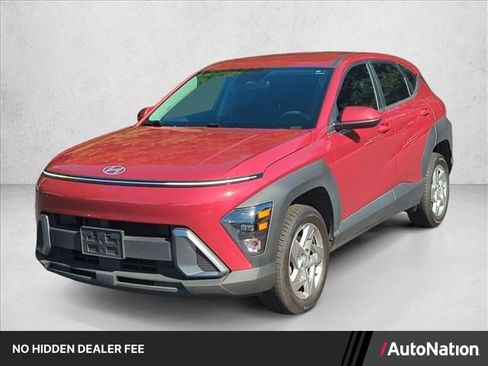 Used 2024 Hyundai Kona SE AWD/4WD image 1