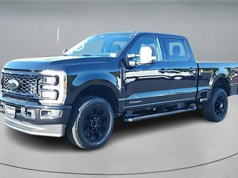 New 2026 Ford F250 XLT w/ XLT Premium Package image 8