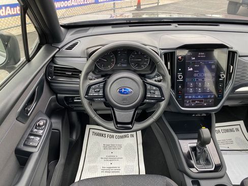 Used 2025 Subaru Forester Premium AWD/4WD image 20
