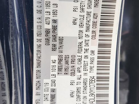 Used 2019 MAZDA MAZDA3 Sedan w/ Preferred Package image 29