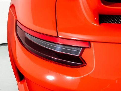 Used 2018 Porsche 911 GT3 image 12