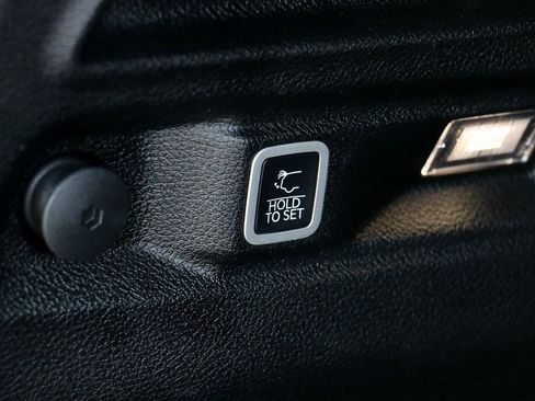 Used 2021 Jeep Grand Cherokee L Limited image 39