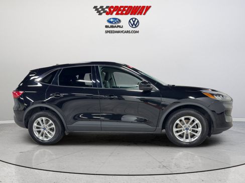 Used 2021 Ford Escape SE w/ Convenience Package AWD/4WD image 4