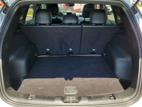 Used 2024 Jeep Compass Latitude AWD/4WD image 10