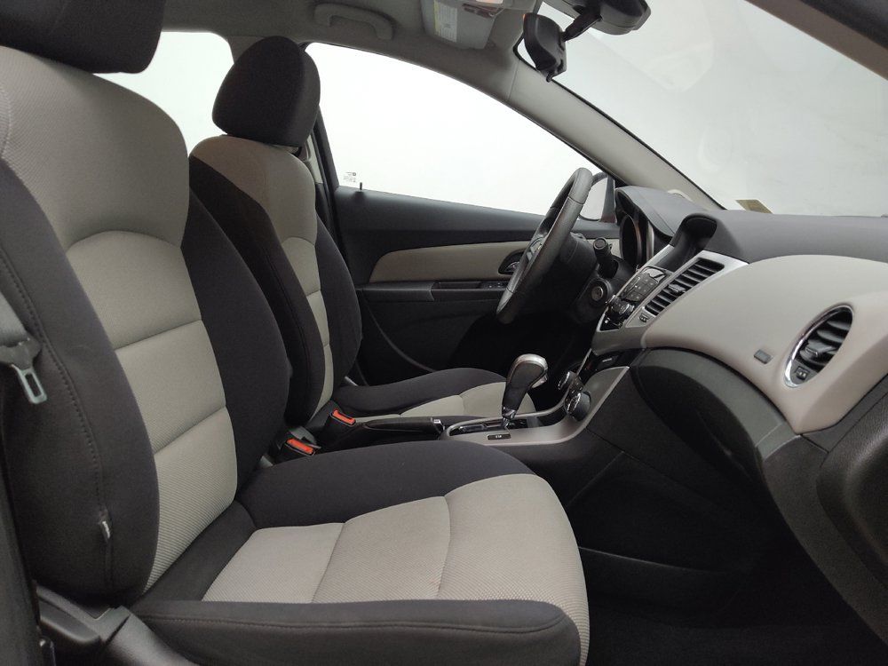 Used 2014 Chevrolet Cruze LS FWD image 21