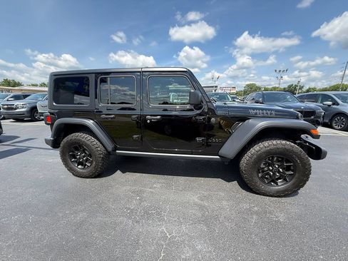 Used 2024 Jeep Wrangler Unlimited Sport AWD/4WD image 2