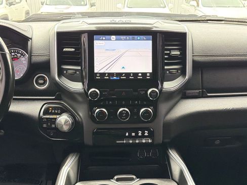 Used 2022 RAM 1500 Laramie AWD/4WD image 17