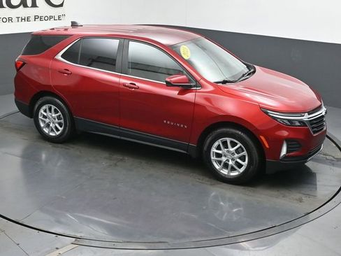 Used 2023 Chevrolet Equinox LT FWD image 37