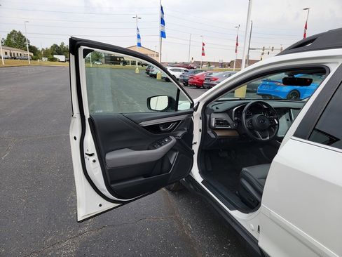 Used 2021 Subaru Outback Onyx Edition XT image 26