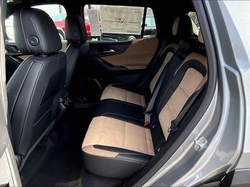 New 2026 Chevrolet Equinox ACTIV w/ Convenience Package III AWD/4WD image 10