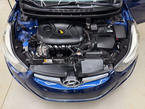 Used 2016 Hyundai Elantra SE w/ Option Group 02 FWD image 7