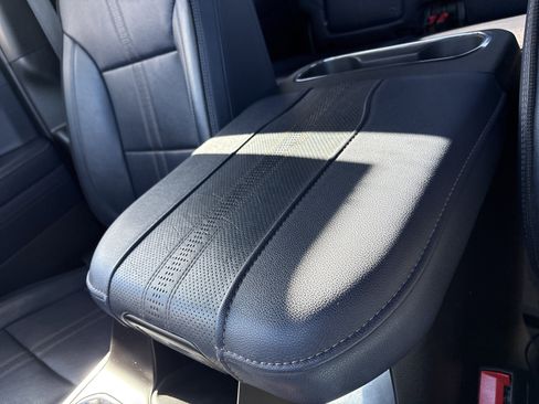 Used 2023 Chevrolet Silverado 1500 High Country w/ High Country Premium Package image 34