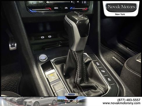 Used 2022 Volkswagen Tiguan SEL R-Line image 23