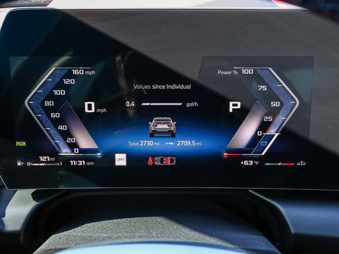 Used 2025 BMW M235i xDrive w/ Premium Package image 27