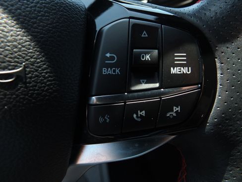 Used 2025 Ford Explorer ST-Line w/ Premium Package AWD/4WD image 23
