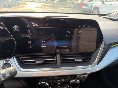 New 2026 Chevrolet Trax LT w/ Driver Confidence Package image 28