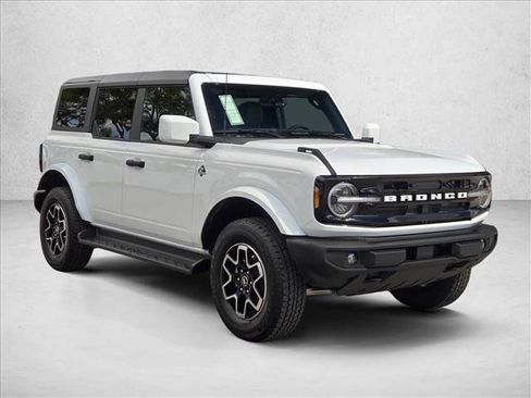 New 2026 Ford Bronco Outer Banks AWD/4WD image 5